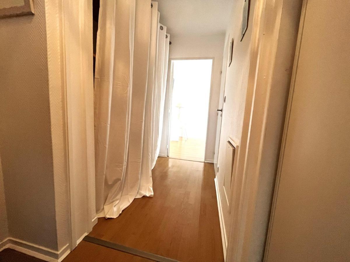 Charmant Appartement Proche Centre Ville Reims Exterior photo