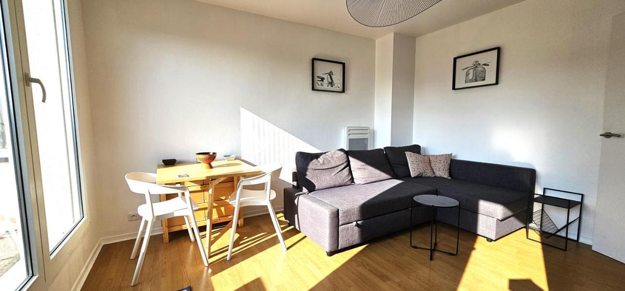 Charmant Appartement Proche Centre Ville Reims Exterior photo