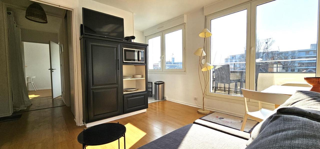 Charmant Appartement Proche Centre Ville Reims Exterior photo